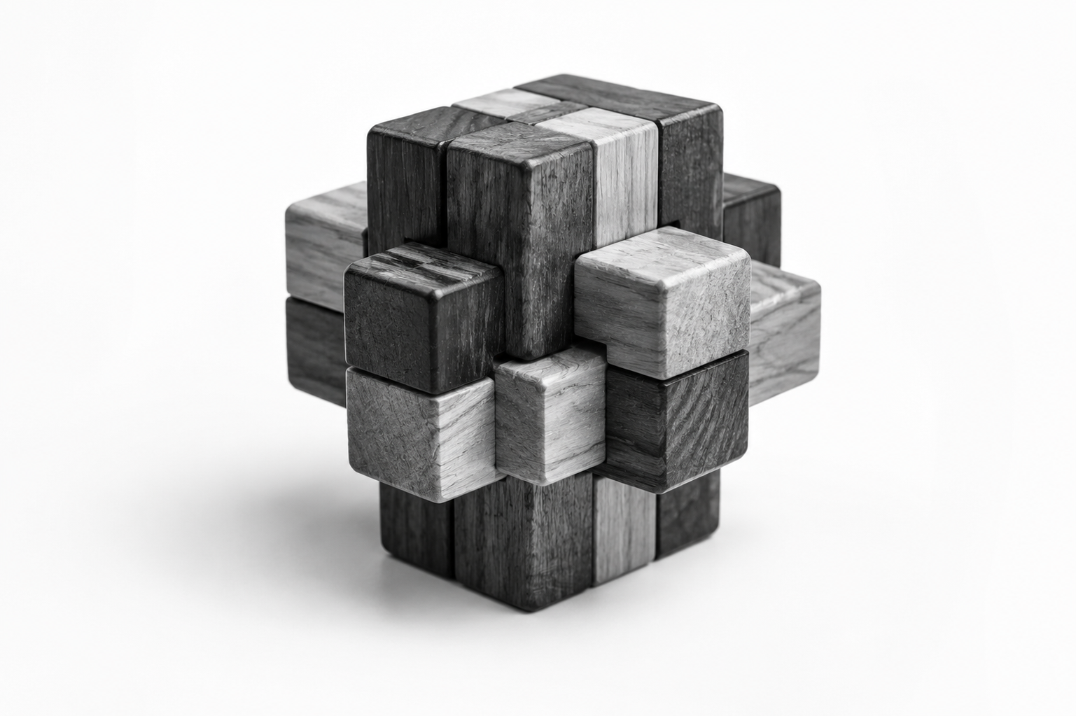 Rompicapo cubico in legno per esercizi di problem solving